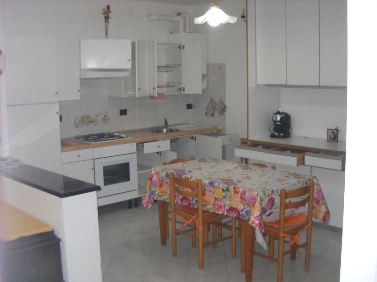 Come A Casa Deiva Marina Exteriér fotografie