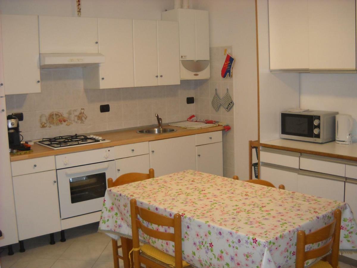 Come A Casa Deiva Marina Exteriér fotografie