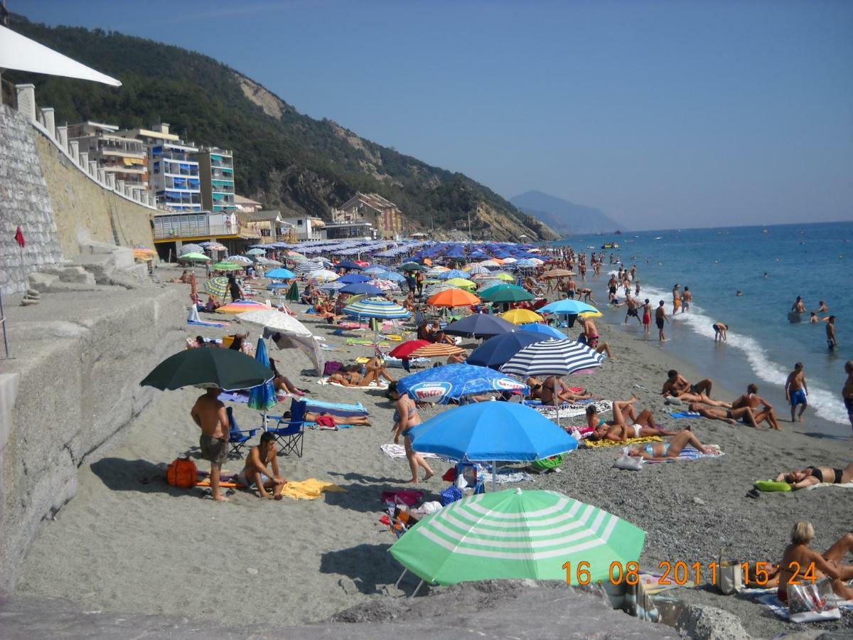 Come A Casa Deiva Marina Exteriér fotografie