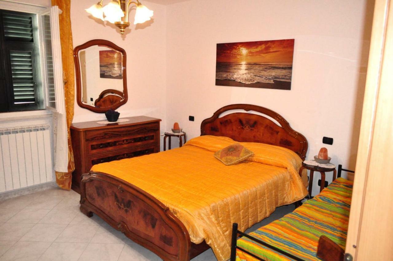 Come A Casa Deiva Marina Exteriér fotografie