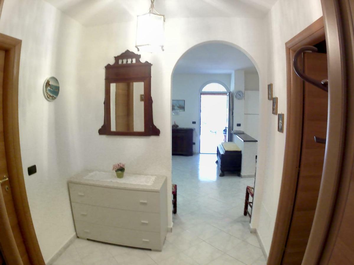 Come A Casa Deiva Marina Exteriér fotografie